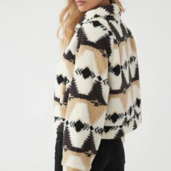 O'Neill crop Sherpa Jacket aztec funnel neck L Cala Long Sleeve - Picture 2 of 14